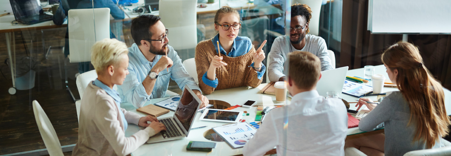 Persuasive Communication (Online)